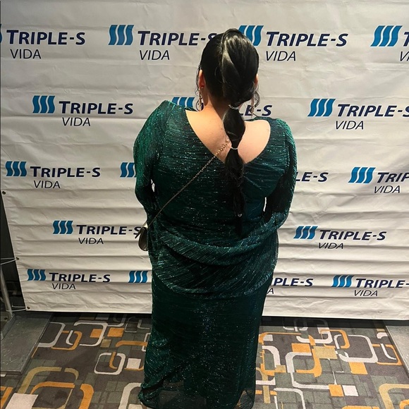 Amazing Drees - Picture 2 of 3